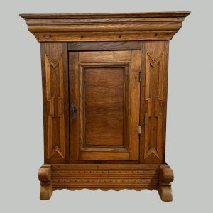 Halbschrank Gründerzeit