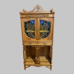 Kleiner Schrank Jugendstil