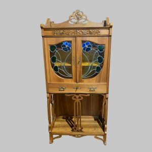 Kleiner Schrank Jugendstil