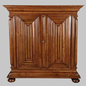 Frankfurter Wellenschrank / Nasenschrank