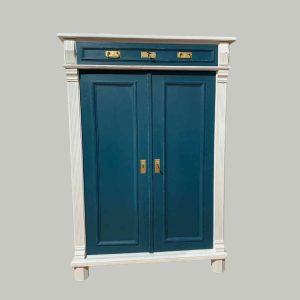 Vertiko im Shabby Chic